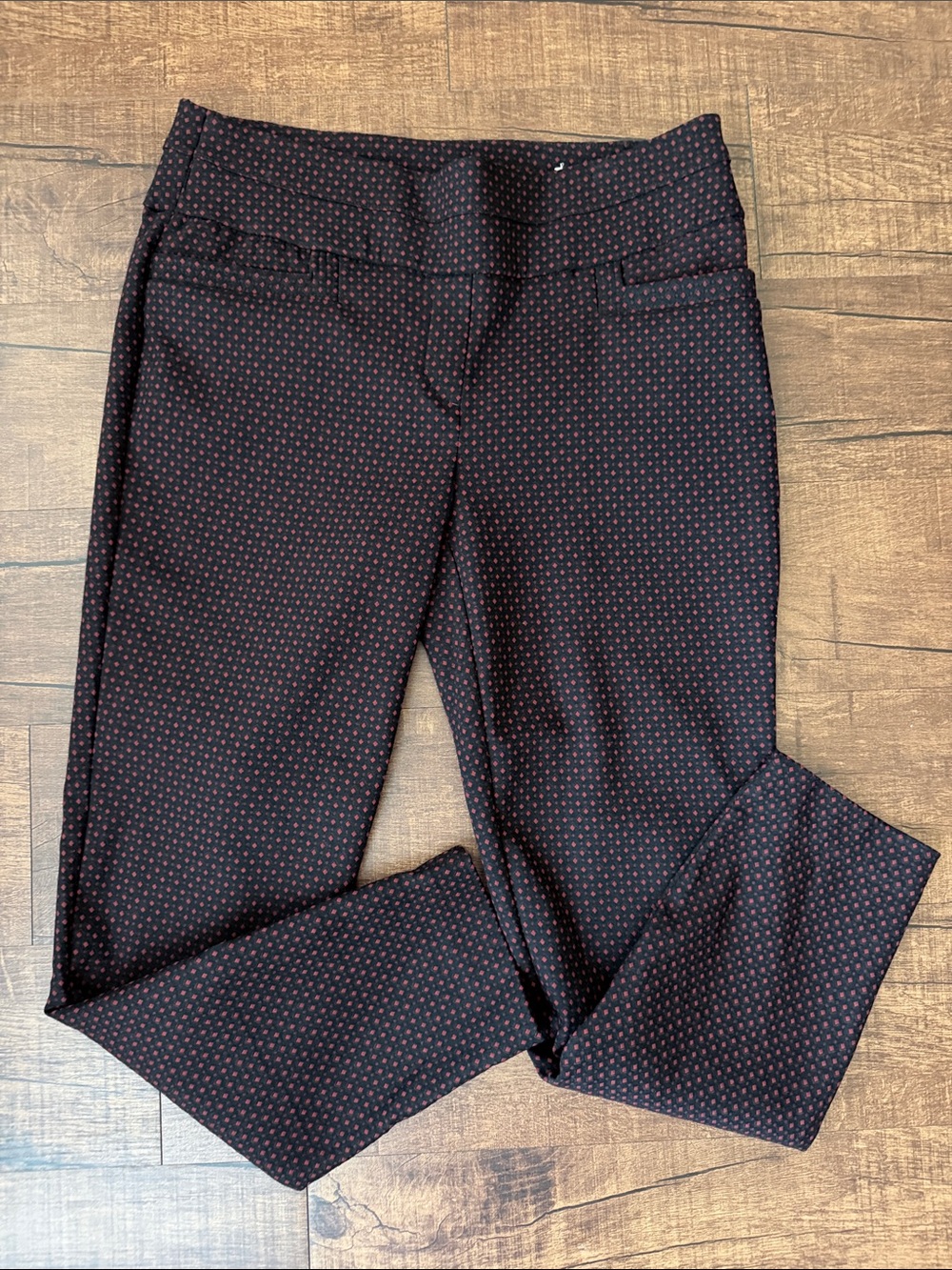Maurice’s polka dot skinny pull on pant